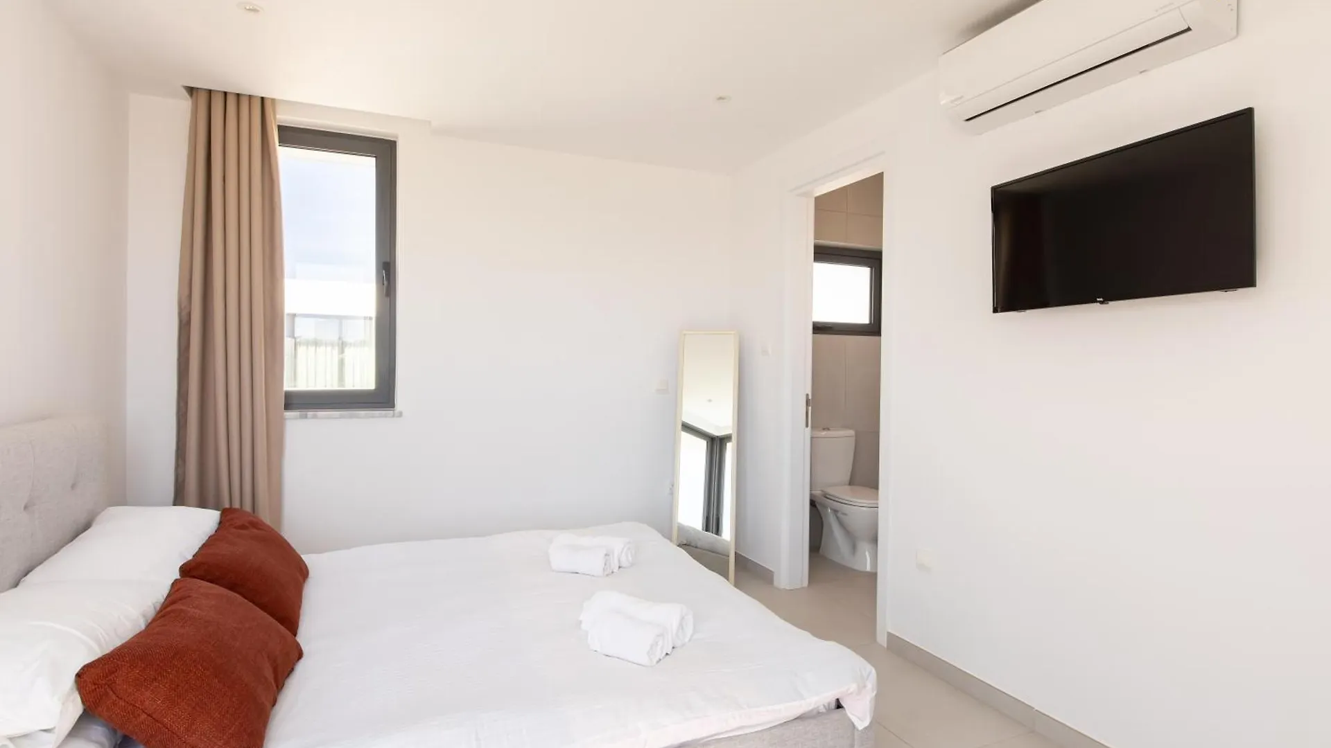 Nelia Panorama Villa Protaras 0*,